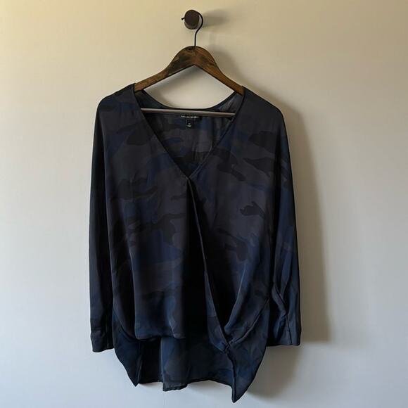 BANANA REPUBLIC SHEER CAMO PRINT CROSSOVER BLOUSE W/ 3/4 DROP SLEEVES MEDIUM - Picture 1 of 8